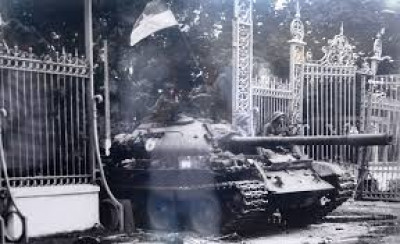 Chuyên đề " Kỷ niệm 43 năm giải phóng miền Nam thống đất nước". Tổ Sử - Địa - GDCD