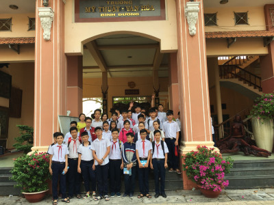Tham quan trường trung cấp Mỹ thuật - Văn hoá Bình Dương