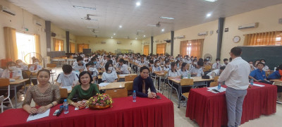 Trường THPT chuyên Hùng Vương, tỉnh Bình Dương tư vấn tuyển sinh năm học 2023 – 2024 cho học sinh khối 9 Trường THCS Chu Văn An, thành phố Thủ Dầu Một, tỉnh Bình Dương