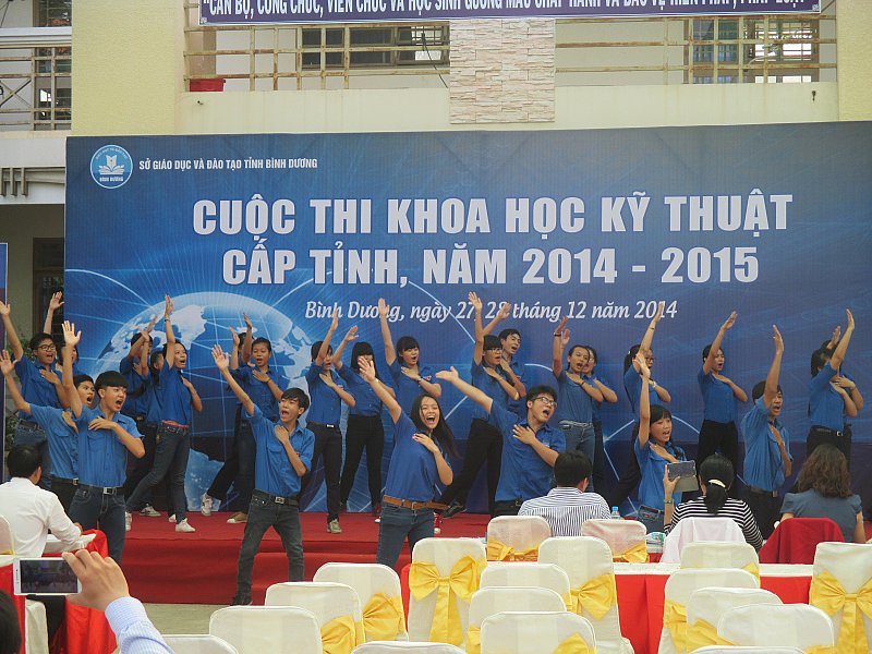 Tham dự hội thi KHKT cấp tỉnh