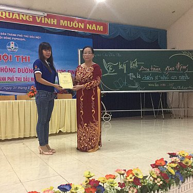Lễ ký kết "An toàn giao thông' và "Em là chiến sĩ an ninh nhỏ"