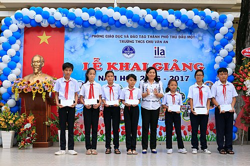 khai giang 11