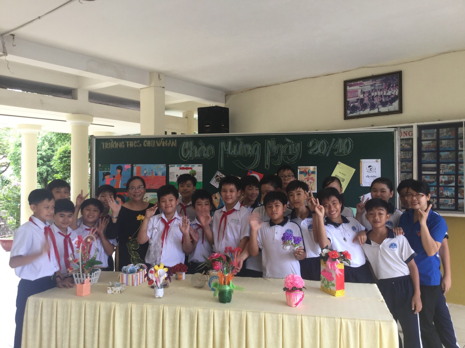 Chào mừng ngày Phụ Nữ Việt Nam