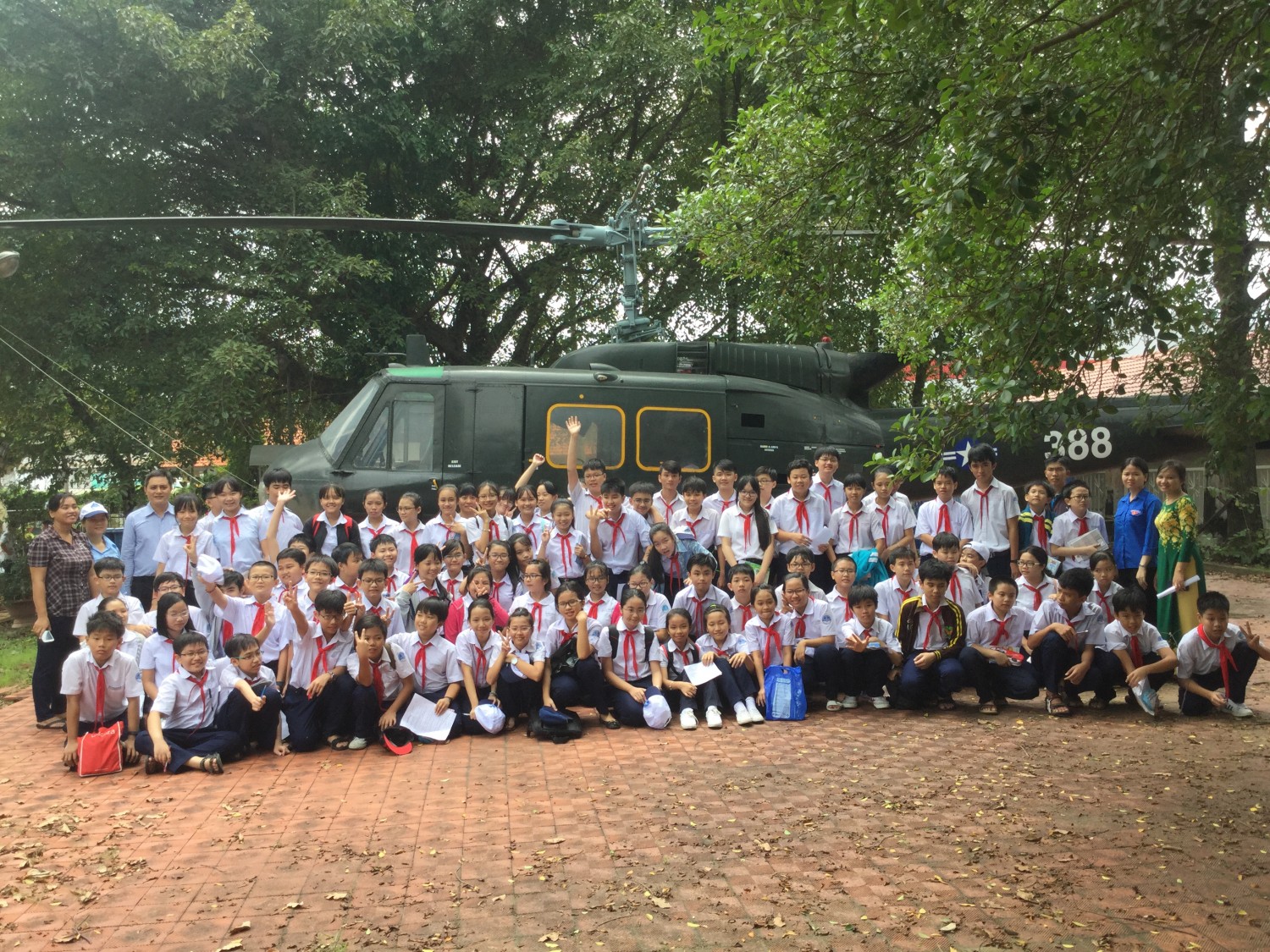 Tiết học thực tế tại Bảo tàng Bình Dương