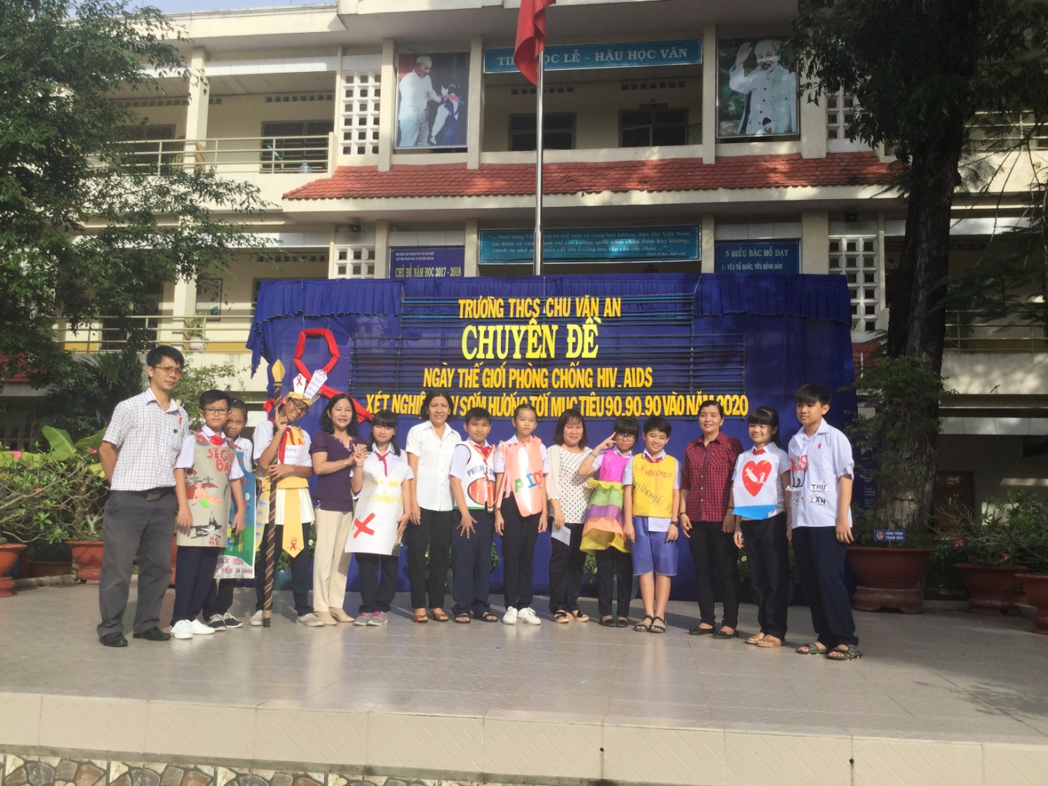 Chuyên đề Ngày Thế giới phòng chống HIV - AIDS