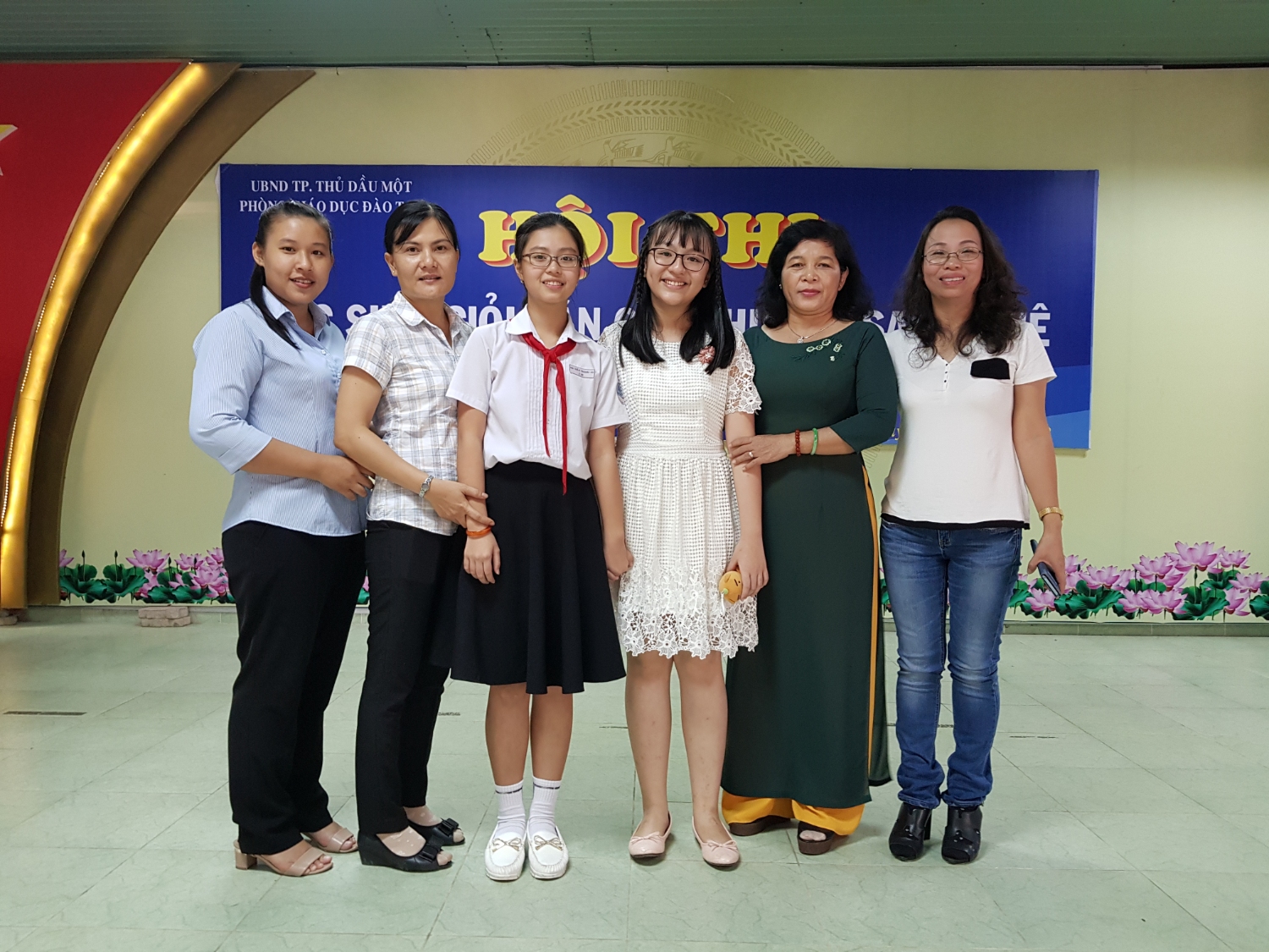 Kết quả Hội thi Olympic Văn giải thưởng Sao khuê cấp Thành phố NH 2017 - 2018