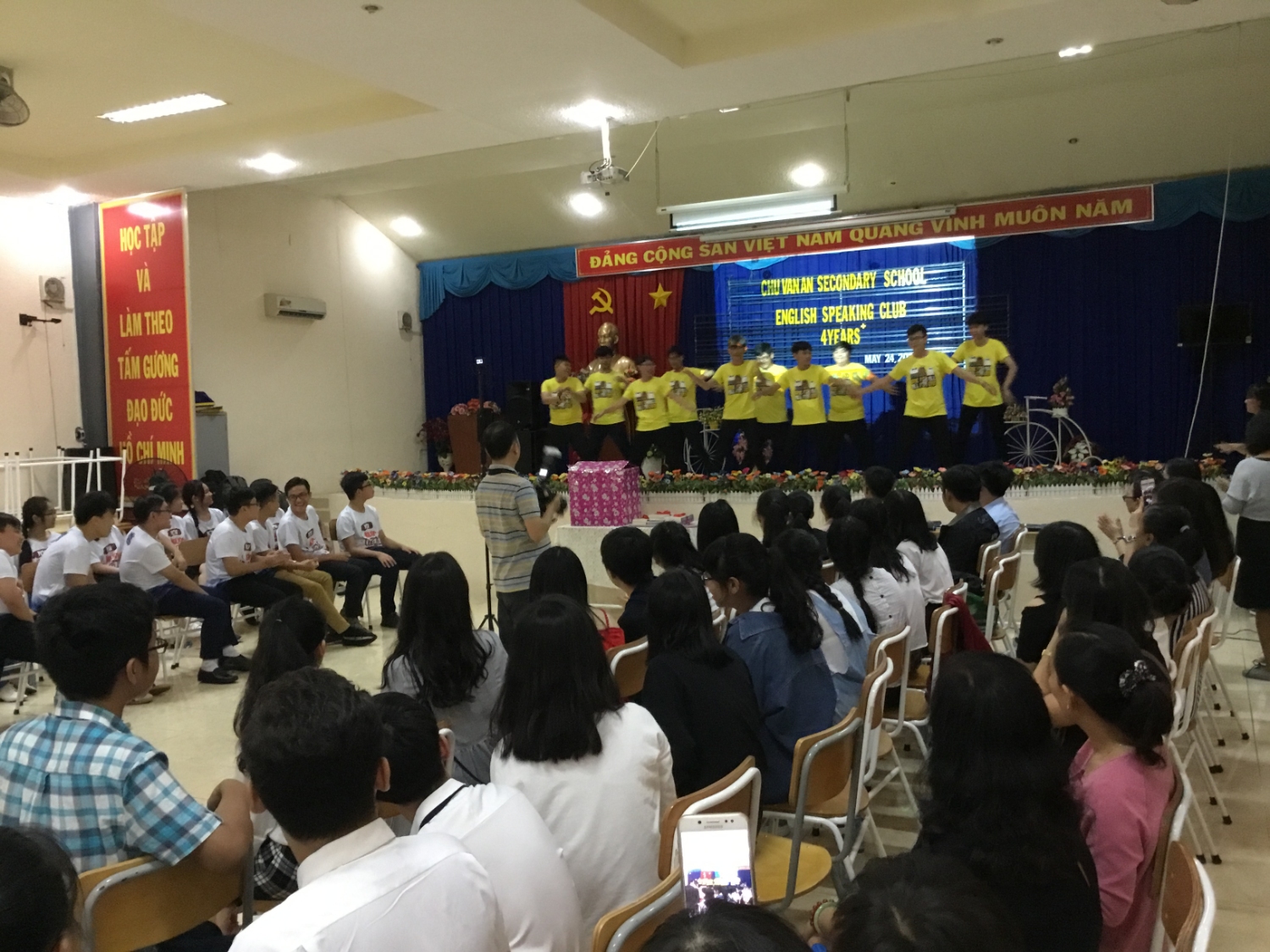 English speaking club 4 years+