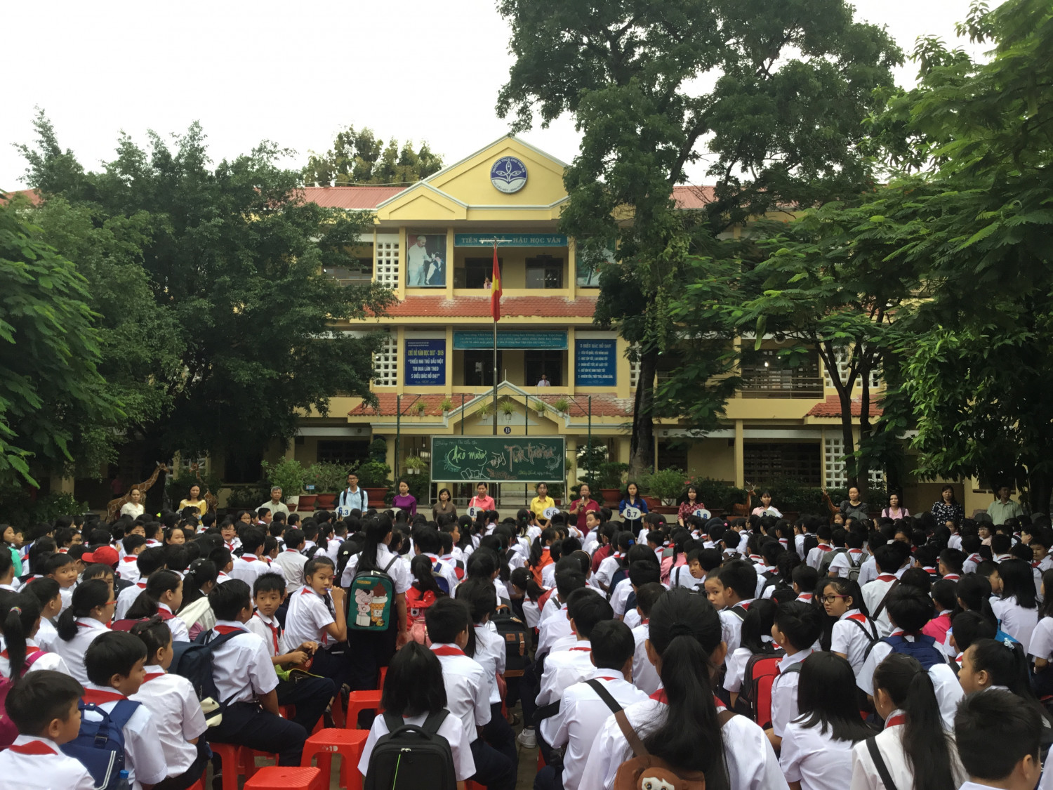 Ngày đầu đi học!