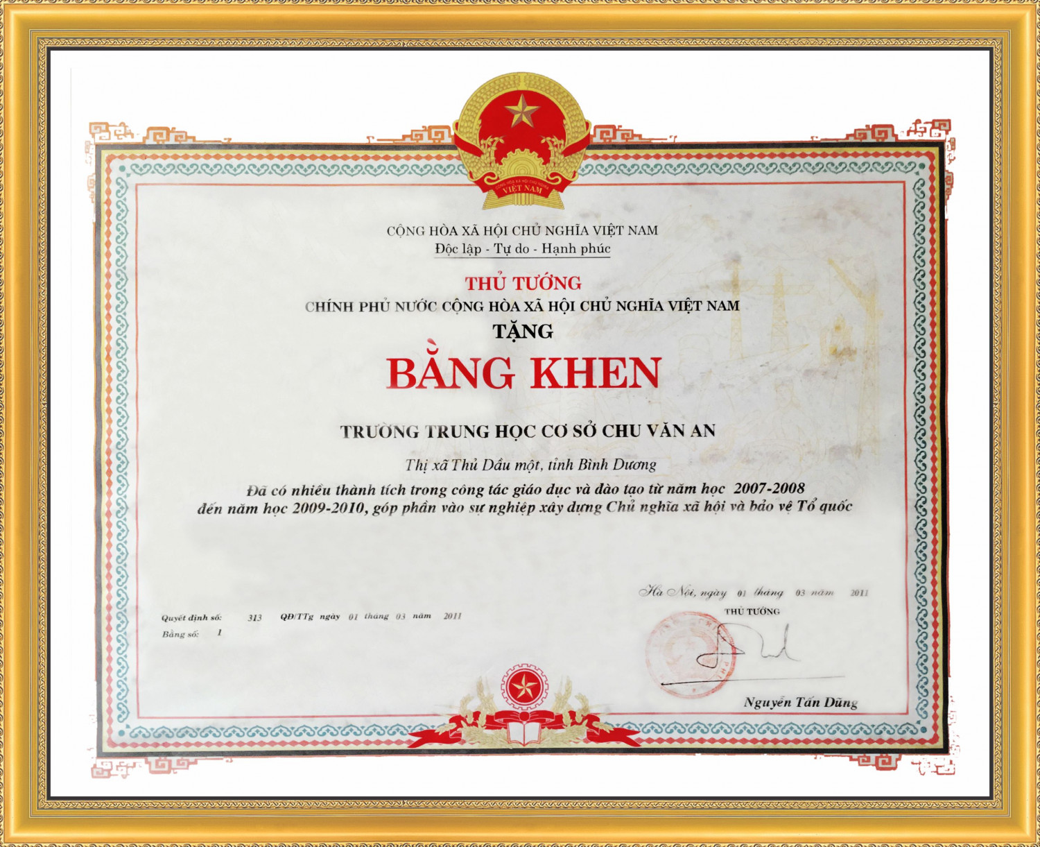 bang khen 9
