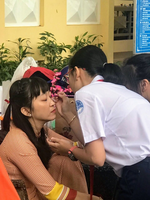 41053