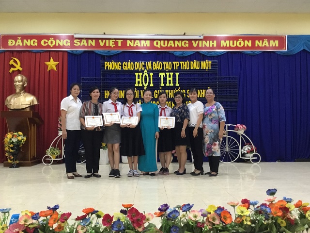 Hội thi HSG Văn giải thưởng Sao Khuê cấp Thành phố Năm học 2018 - 2019