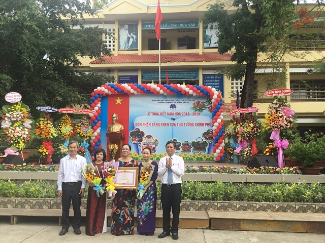 Lễ tổng kết năm học 2018-2019 và Đón nhận bằng khen của Thủ tướng Chính phủ