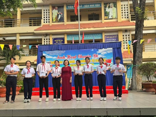 Sinh hoạt chuyên đề “Biển đảo Việt Nam – Nguồn cội tự bao đời” năm học 2024 – 2025